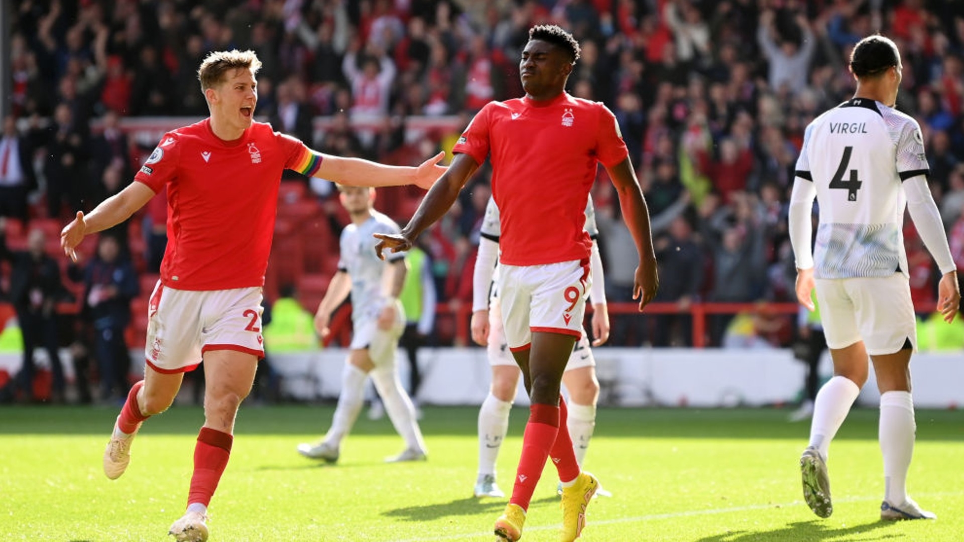 中保持冷静 中保持冷静